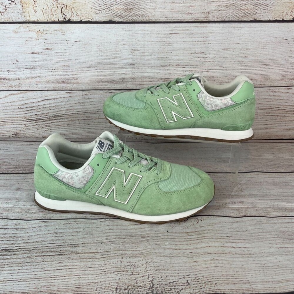Women’s New Balance 574 Green with floral